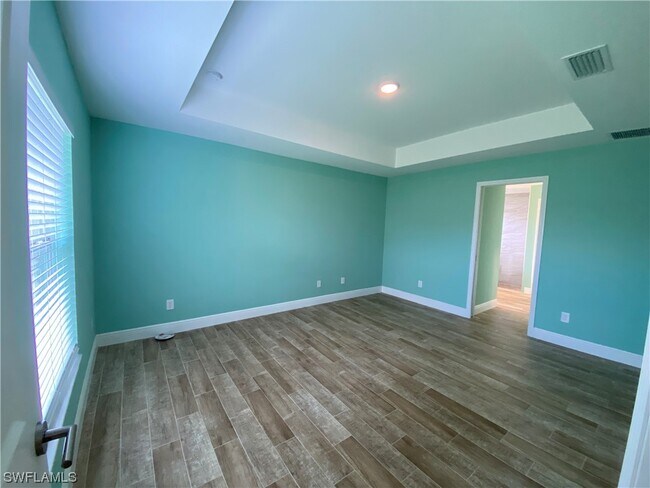 Foto del edificio - 621 NW 7th Pl