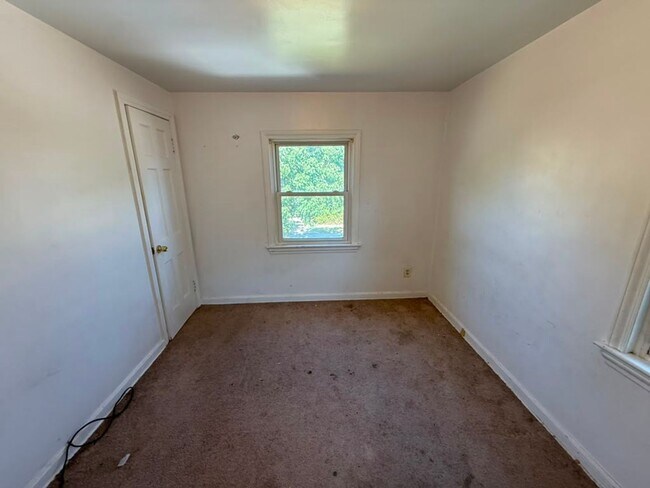 Foto del edificio - 995 Helmsdale Rd