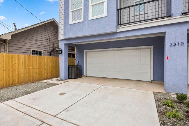 Foto del edificio - 2310 Detering St