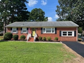 Building Photo - 1112 Wilson Rd