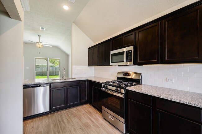 Foto del edificio - 14375 N Summerchase Cir