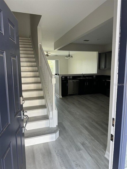 Building Photo - 4500 SW 52nd Cir