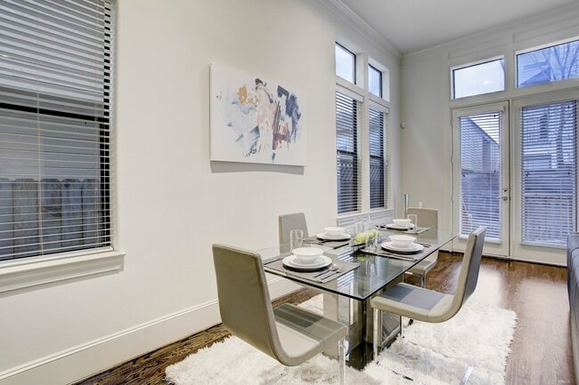 Foto del edificio - 5506 Darling St
