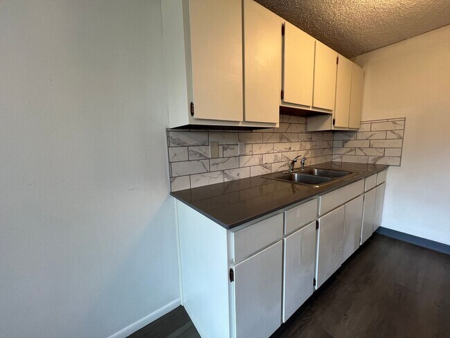 Foto del edificio - 10th Street Square Apartments