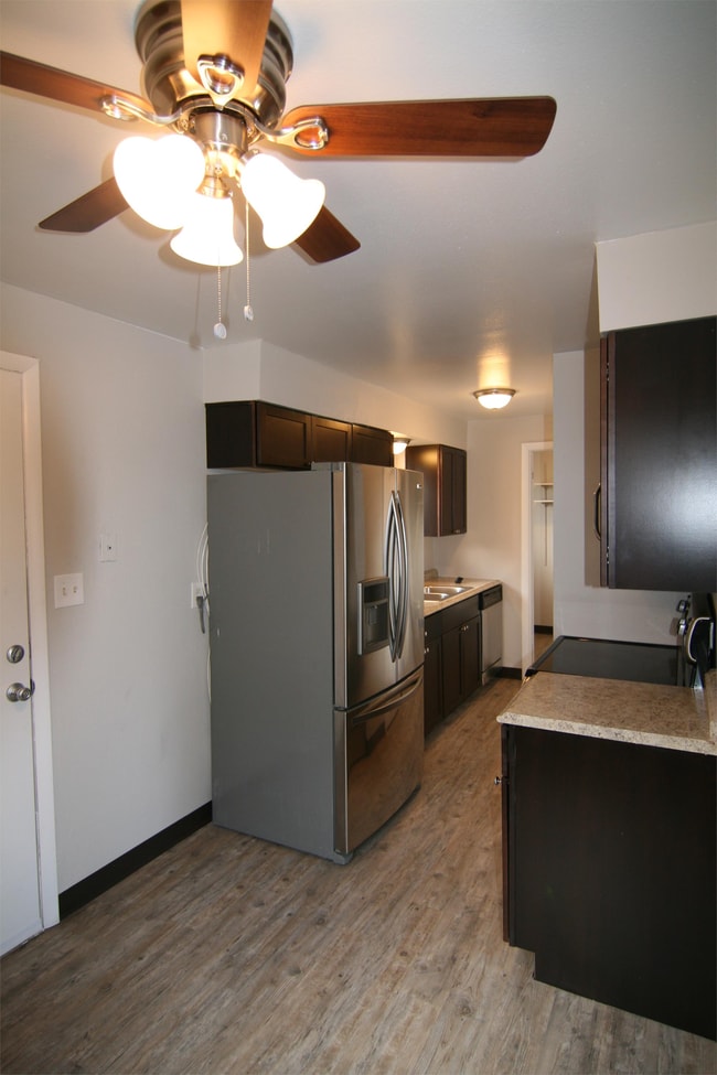 Building Photo - 4831 Field Ct