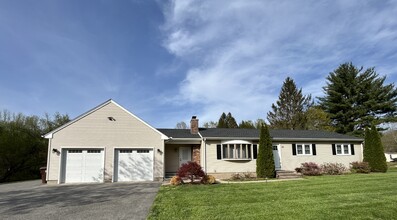 Building Photo - 281 Abbe Rd