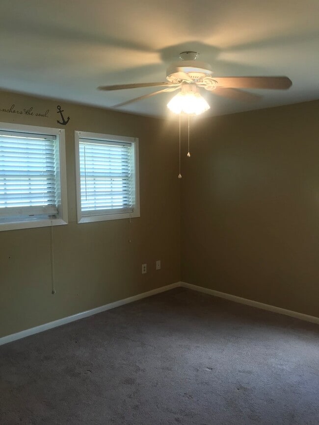 Foto del edificio - 3213 Hatcher Rd