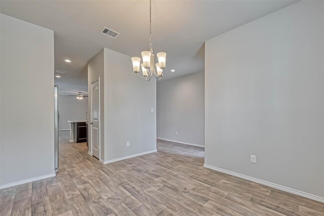 Building Photo - 14122 Silver Falls Ct