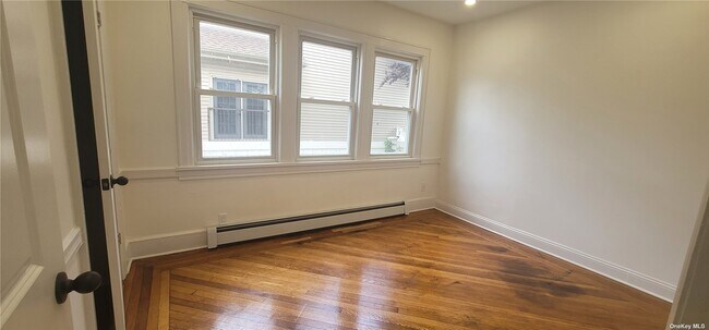 Foto del edificio - 31 E Hudson St