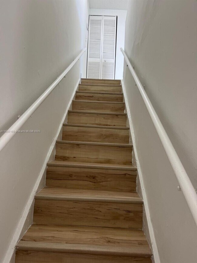 Foto del edificio - 1244 SW 5th St