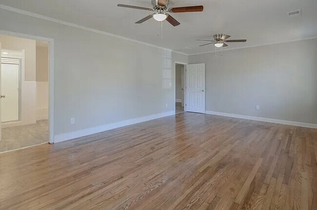 Foto del edificio - 309 W N 2nd St