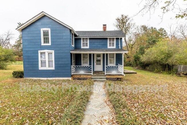 Building Photo - 5247 Alberene Rd