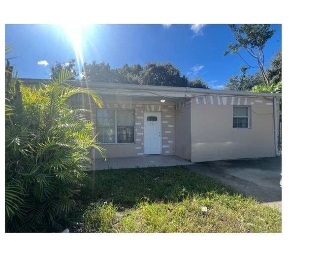 Photo - 5902 SW 26th Terrace House