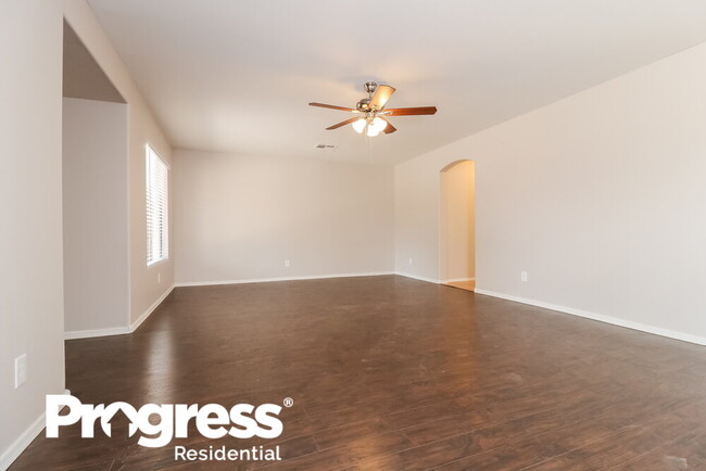 Building Photo - 5003 W Pedro Ln