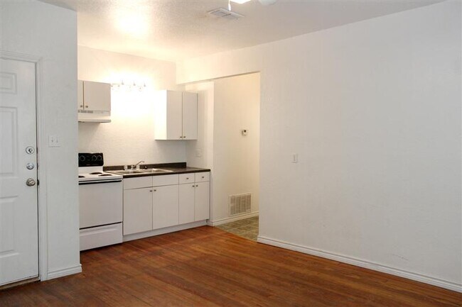 Foto del edificio - 940 W Tarleton St