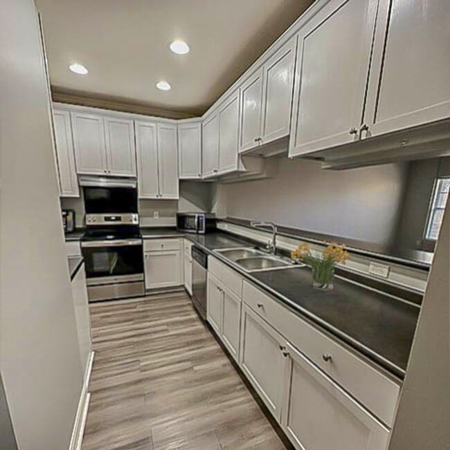 Interior Photo - Audubon Cove Apartments