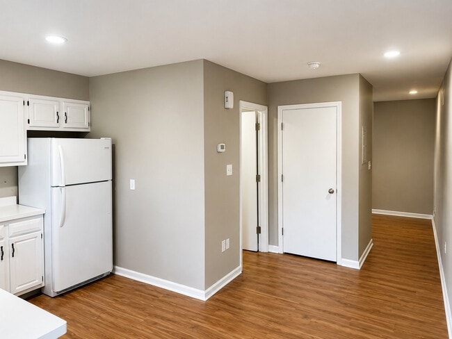 Building Photo - 306 Spangler Dr