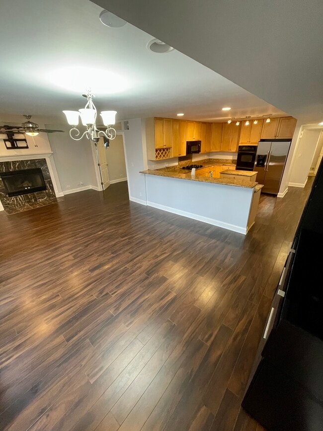 Foto del edificio - 5417 W Carmen Ave