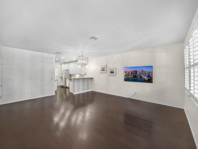 Foto del edificio - 1184 S Community Dr