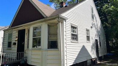 Building Photo - 18846 Riopelle St