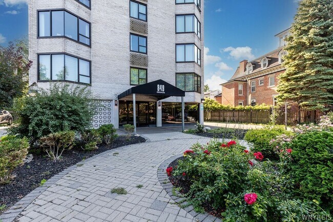 Foto del edificio - 849 Delaware Ave
