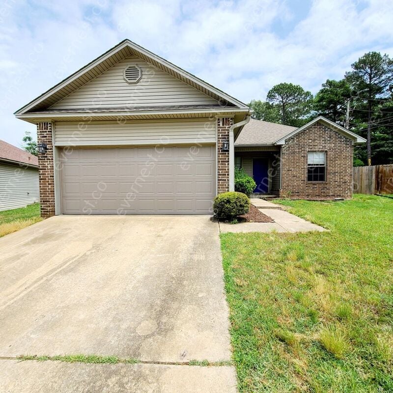 13812 Hickory Glen Dr, Alexander, AR 72002 House for Rent in