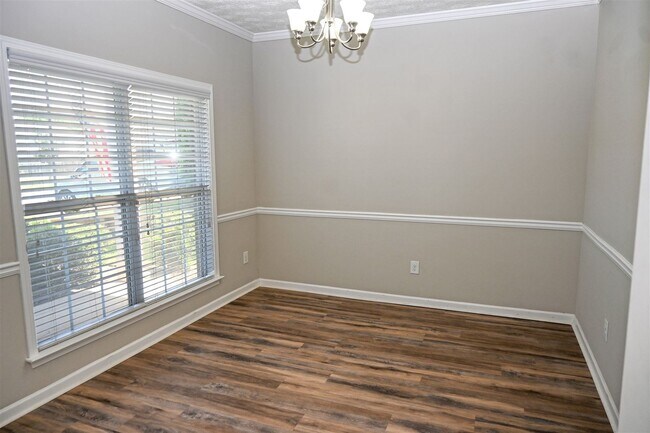 Building Photo - Move in Ready/NE Columbus & Ft Moore, GA 4...