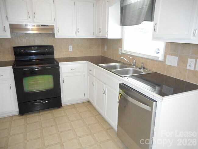 Foto del edificio - 14509 Cinnamon Field Rd