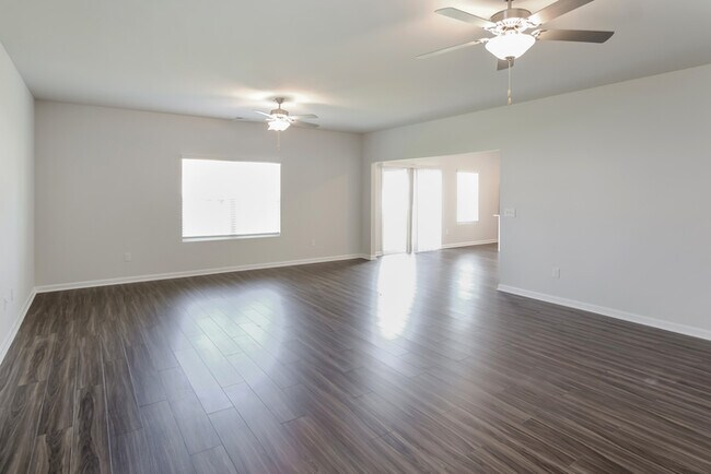Building Photo - 339 Augustine Dr