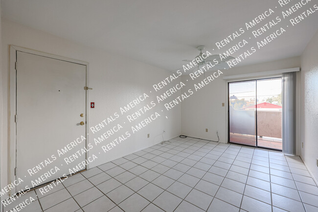 Foto del edificio - 5035 N 17th Ave