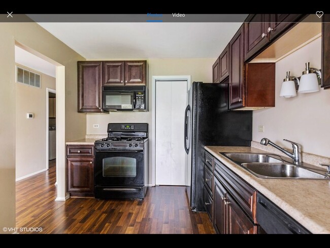 Building Photo - 1026 Auburn Ln