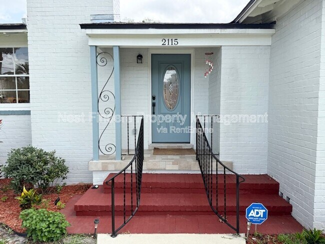 Foto del edificio - 2115 Traymore Rd