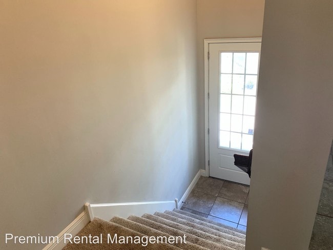 Building Photo - 4 br, 3.5 bath House - 569 Copley Ln