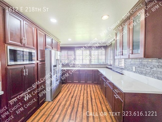 Building Photo - 1612 E 218th St