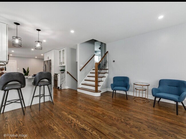 Foto del edificio - 7225 E Prairie Rd