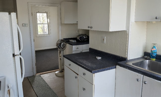 Photo - 5-9 Morton Square Apartment