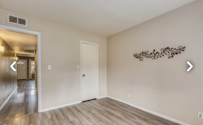 Building Photo - 14203 N 19th Ave