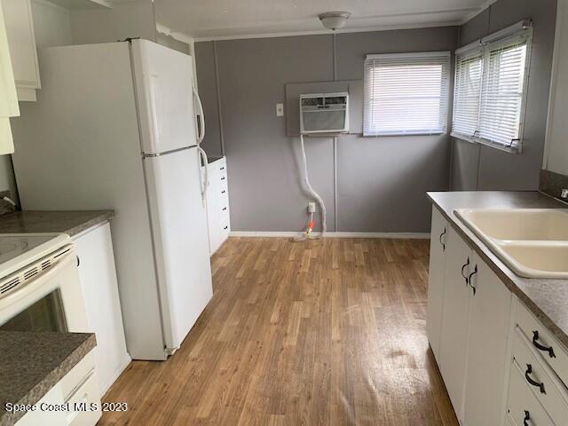 Building Photo - 849 Dove Ave
