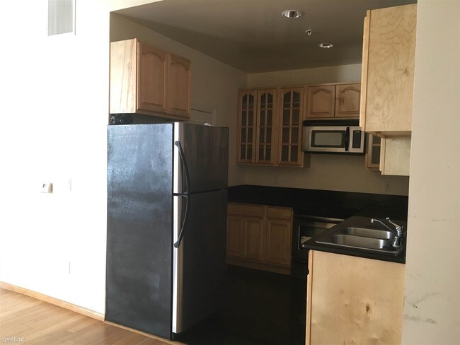 Foto del edificio - 220 W 5th St