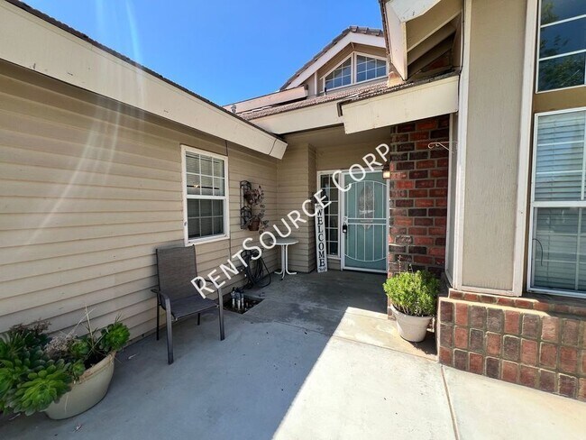 Foto del edificio - 4 Bedroom Single Story Home for Rent in We...