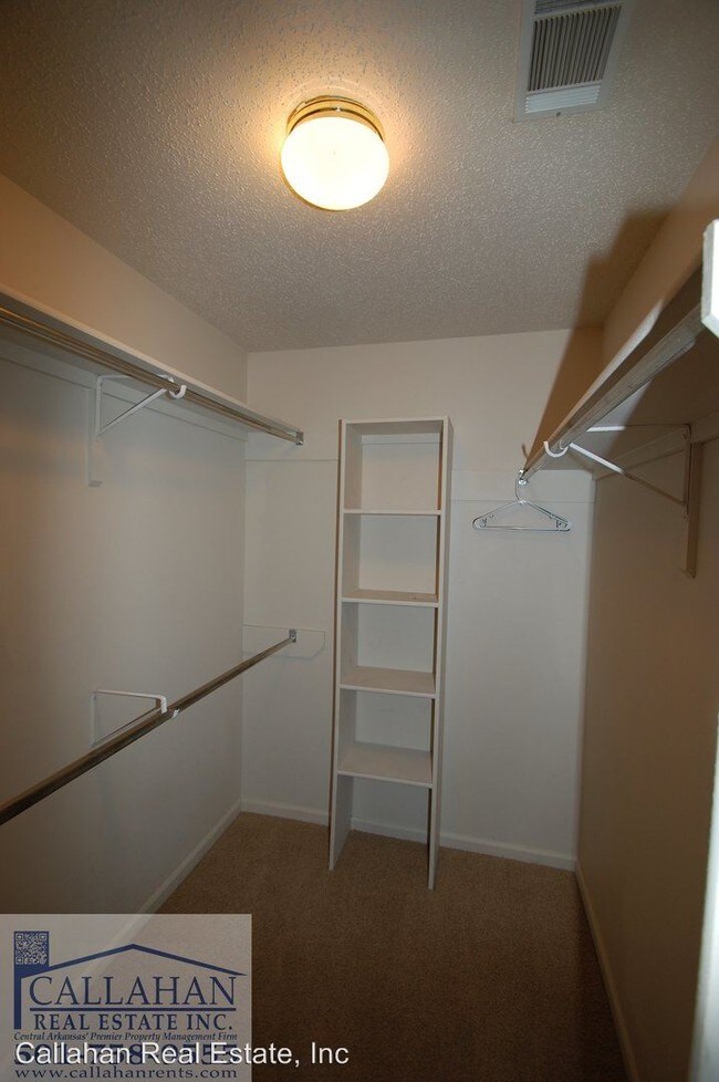 Building Photo - 3 br, 2 bath House - 5073 Willow Glen Cir