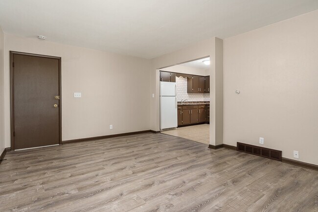 Foto del edificio - 3220 Darwood Dr