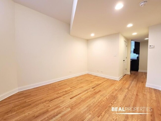 1 bedroom in CHICAGO IL 60613 - 1 bedroom in CHICAGO IL 60613 Apartment