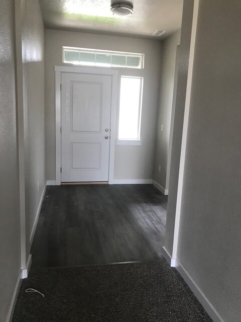 Foto del edificio - 3120 W Sunny Cove St