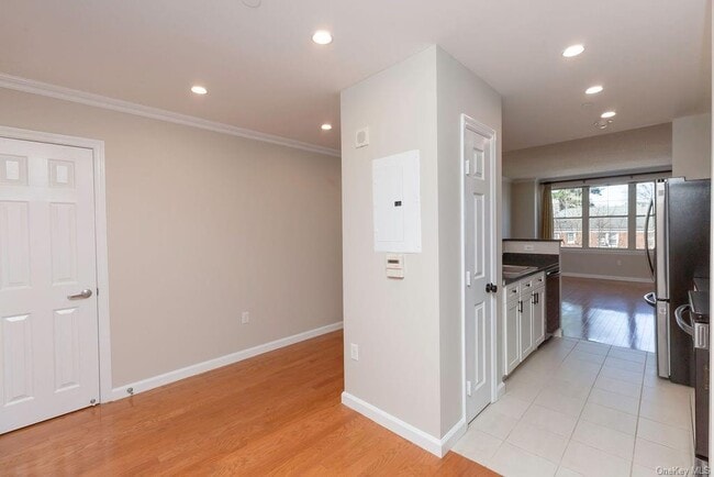 Foto del edificio - 300 Mamaroneck Ave