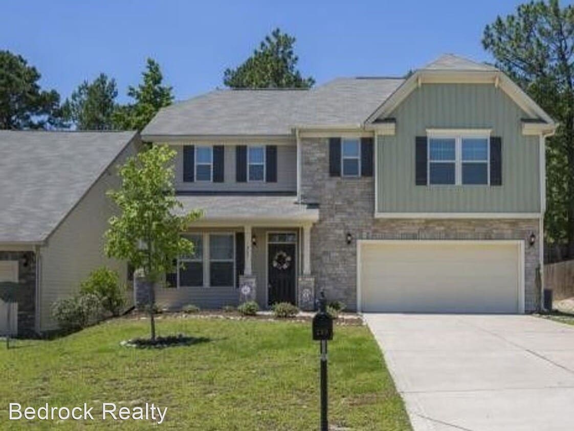 Primary Photo - 4 br, 2.5 bath House - 249 River Oak