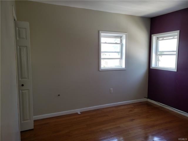 Building Photo - 3 bedroom in Queens NY 11422