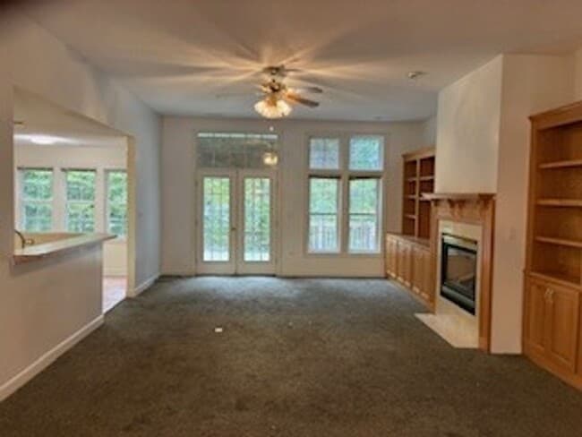 Building Photo - Located in the Gated Community of Albemarle Plantation