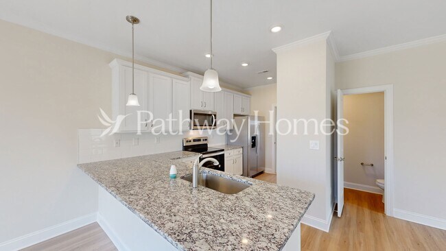 Foto del edificio - 108 S Sina St