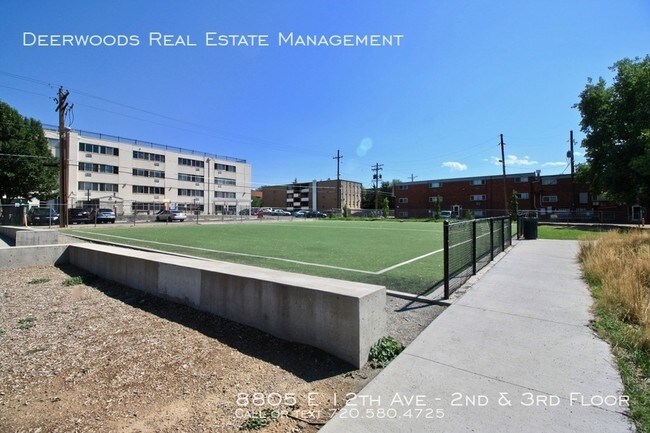 Foto del edificio - 8805 E 12th Ave